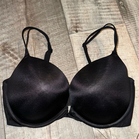 Victoria’s Secret very sexy push-up‎ bra- size 32DDD - Picture 1 of 8